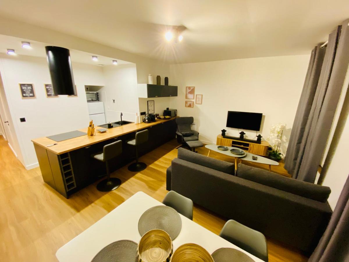 50M2 Flat In Heart Of Orleans - Canal Foot & Bein מראה חיצוני תמונה